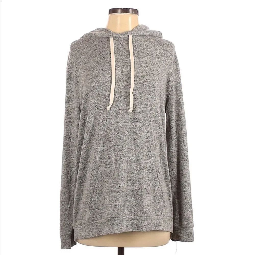 ✨Express Pullover Hoodie✨ - Picture 2 of 5